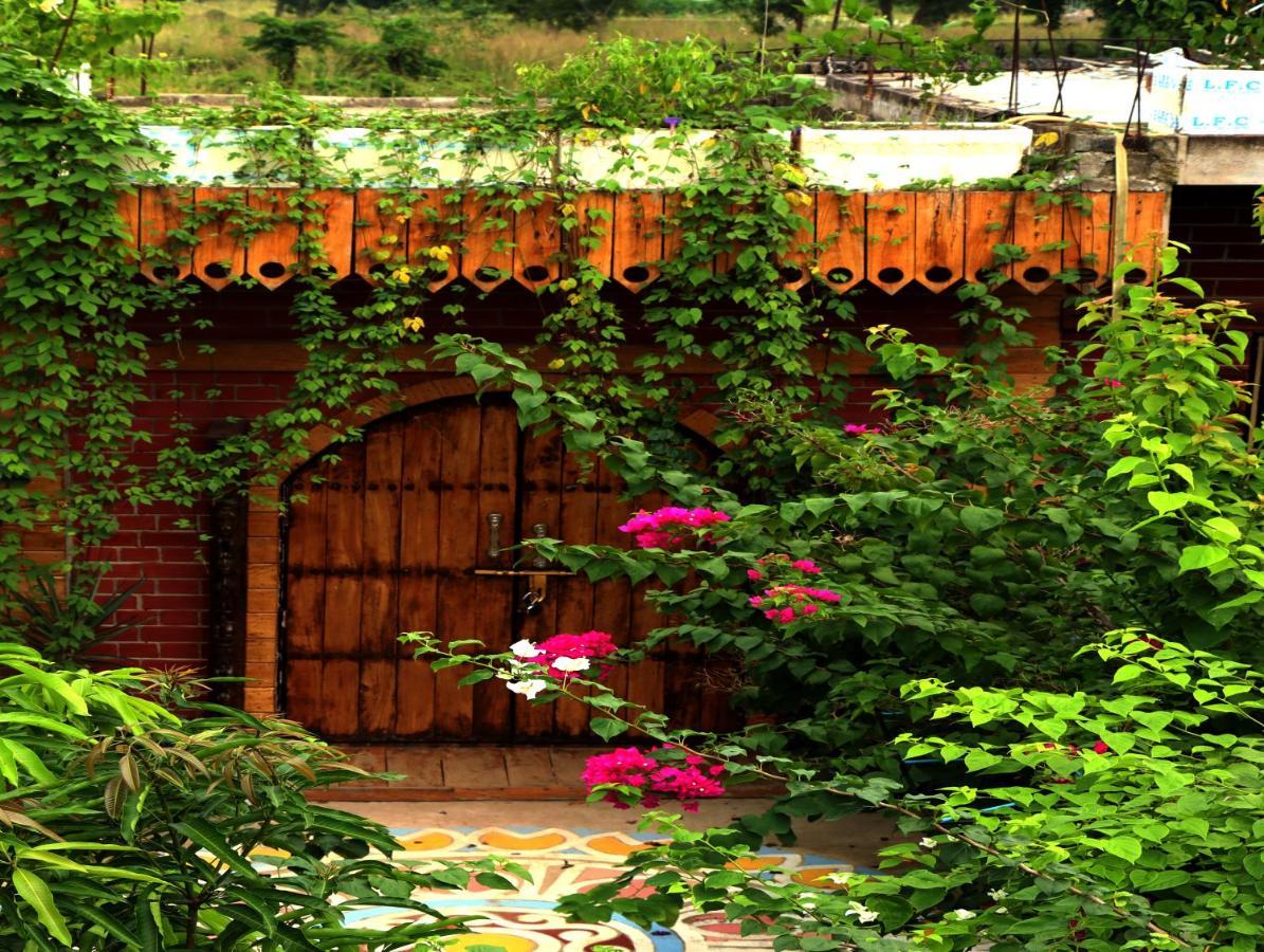Panchobon Art Resort Shantiniketan Bagian luar foto