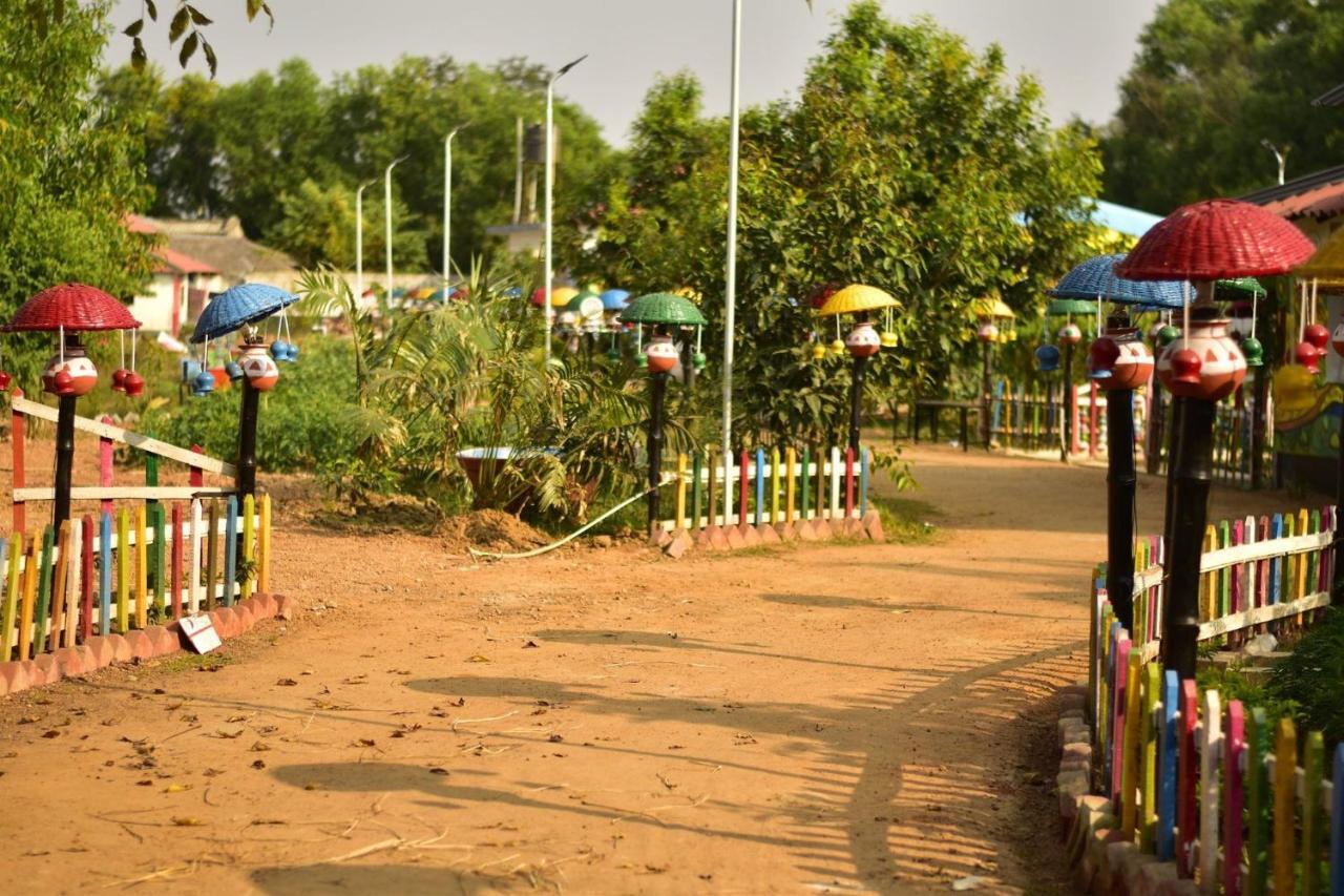 Panchobon Art Resort Shantiniketan Bagian luar foto